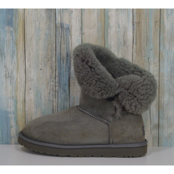 Ugg Australia Classic Bailey Button II Women's Size 10 Gray Sheepskin 5803 - Picture 4 of 13